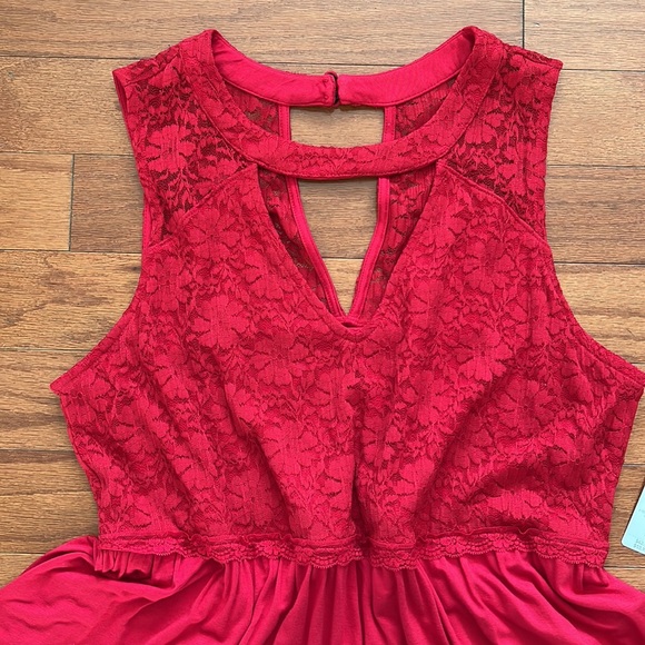 NWT Torrid Lace Top - Picture 3 of 8